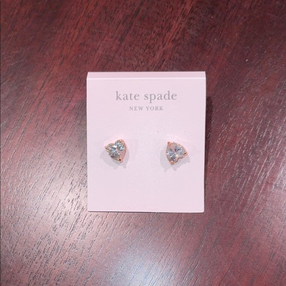 Kate Spade Heart Stud Earrings. dust bag with Box included - Picture 2 of 4